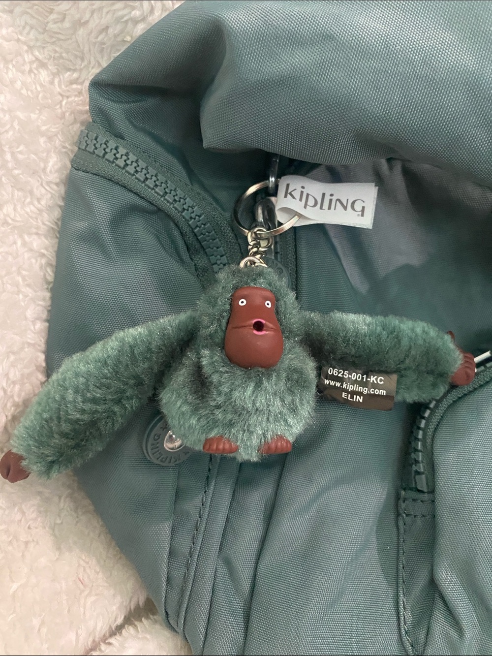 Kipling “Erica” Light Aloe Tonal Color - Picture 2 of 11